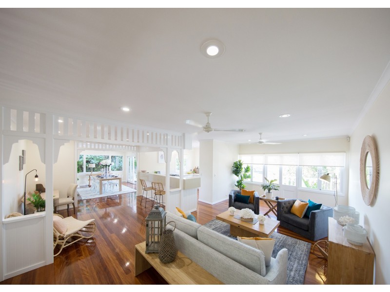 14 Atherton Street, Whitfield QLD 4870