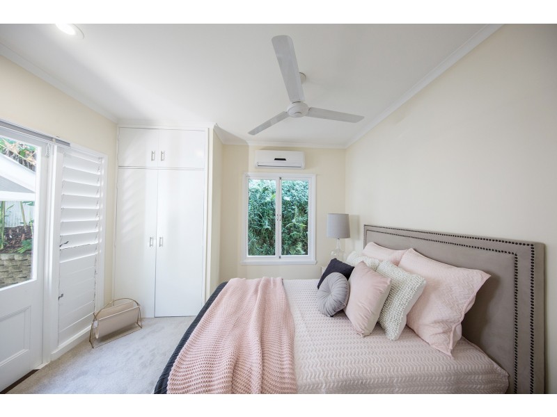 14 Atherton Street, Whitfield QLD 4870