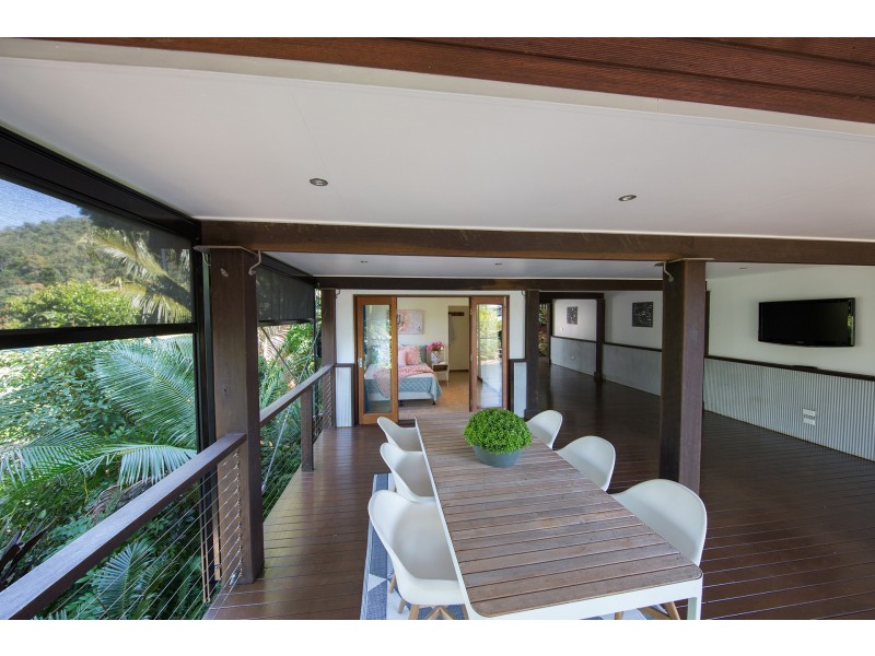 14 Atherton Street, Whitfield QLD 4870