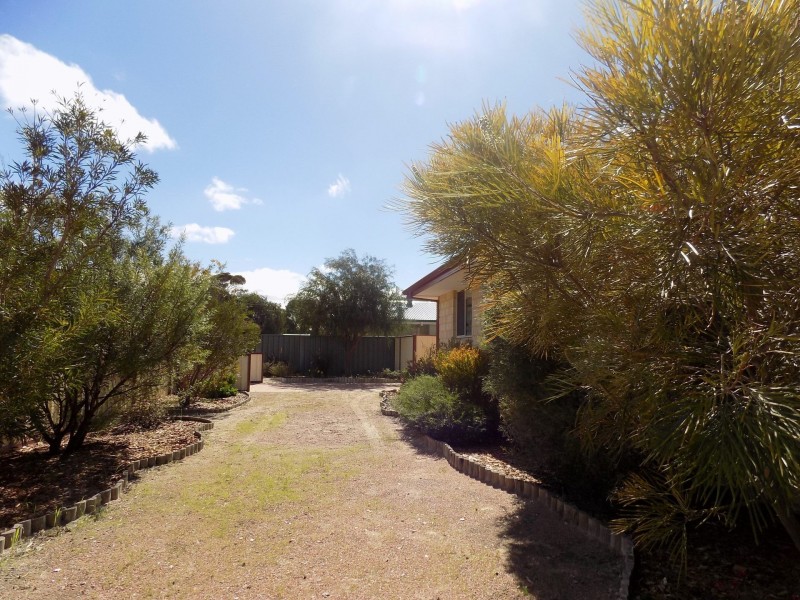 1/14 Treasure Road, Sinclair WA 6450
