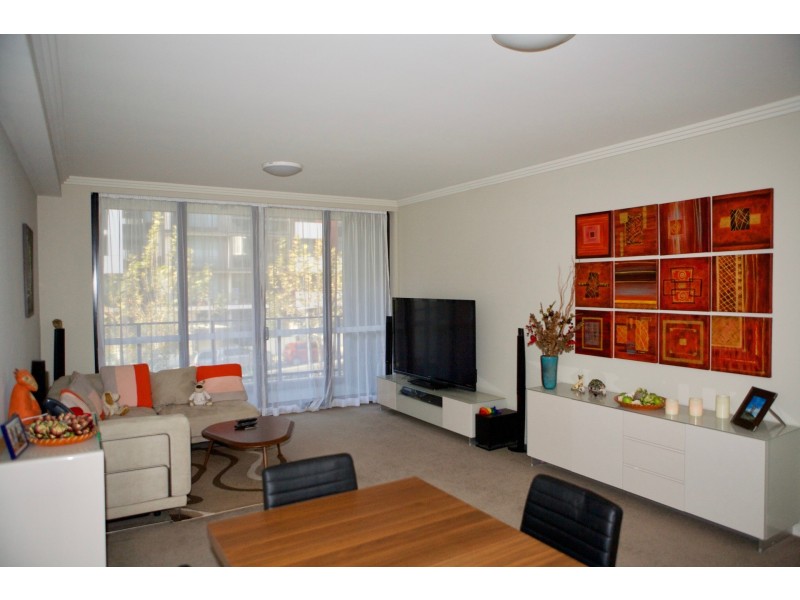 402/3 Waterways street, Wentworth Point NSW 2127