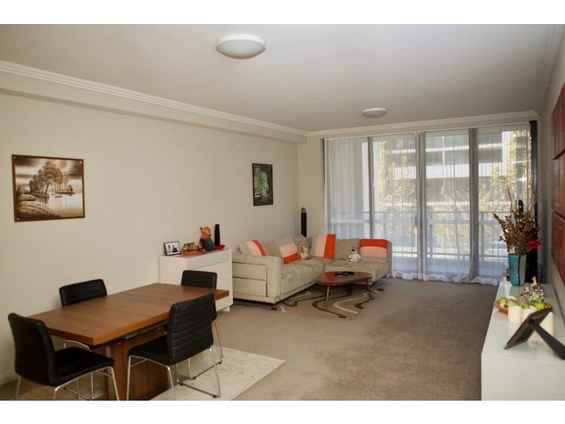 402/3 Waterways street, Wentworth Point NSW 2127