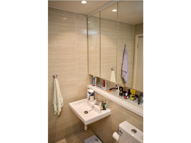 402/3 Waterways street, Wentworth Point NSW 2127