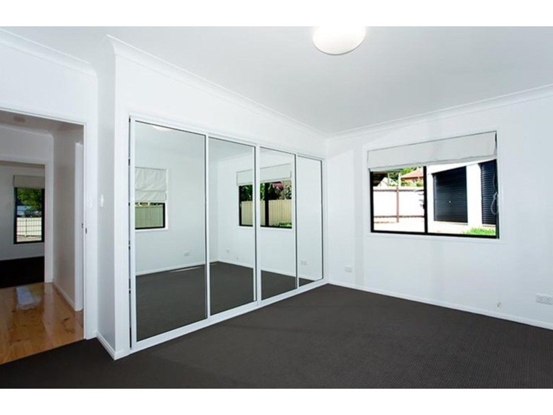 21 Tighe Street, Newtown QLD 4350