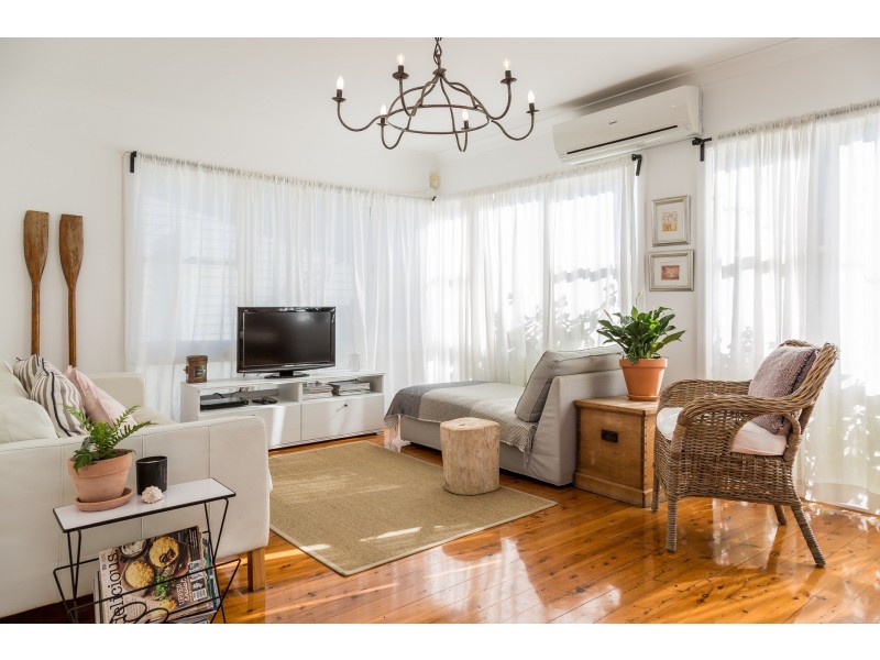 8 Seagull Street, Culburra Beach NSW 2540