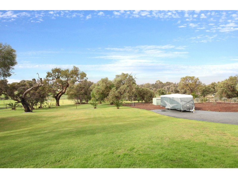 81 The Fairways, Gnangara WA 6077