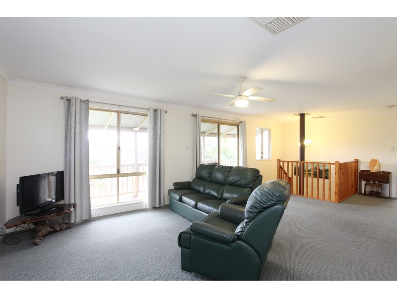 81 The Fairways, Gnangara WA 6077