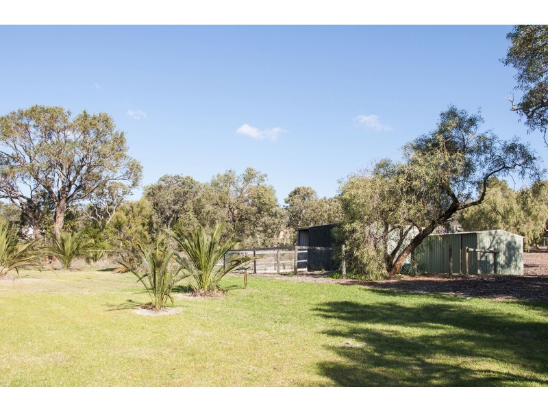 81 The Fairways, Gnangara WA 6077
