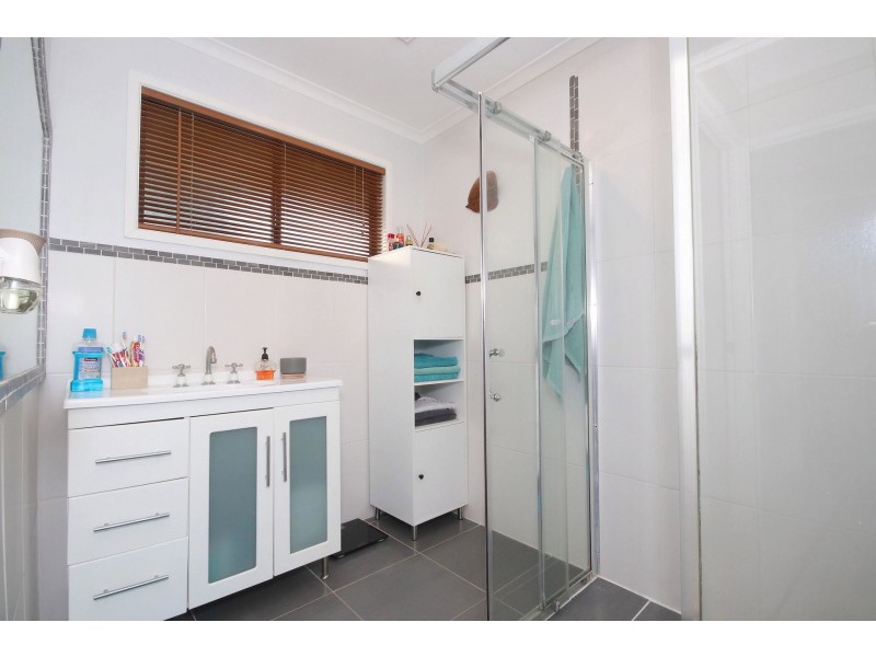 6 Rochelle Court, Petrie QLD 4502