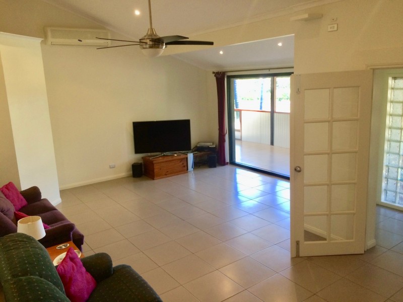 51 Balfour Crescent, Highland Park QLD 4211