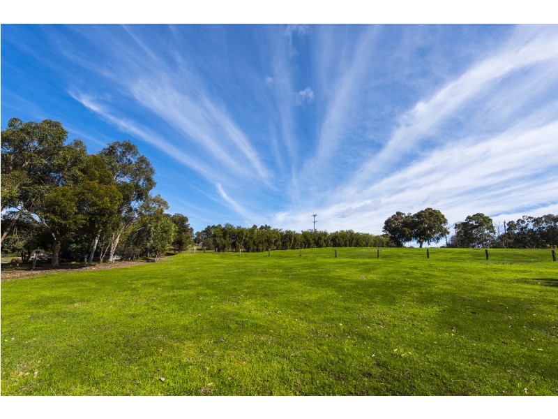 199 Ridgewood Loop, Bullsbrook WA 6084