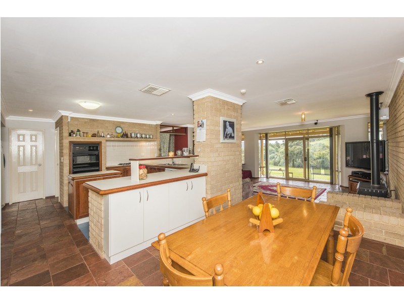 199 Ridgewood Loop, Bullsbrook WA 6084