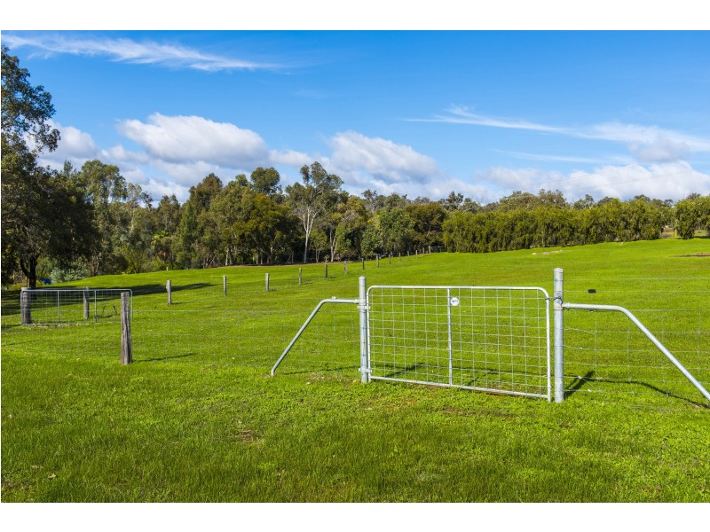 199 Ridgewood Loop, Bullsbrook WA 6084