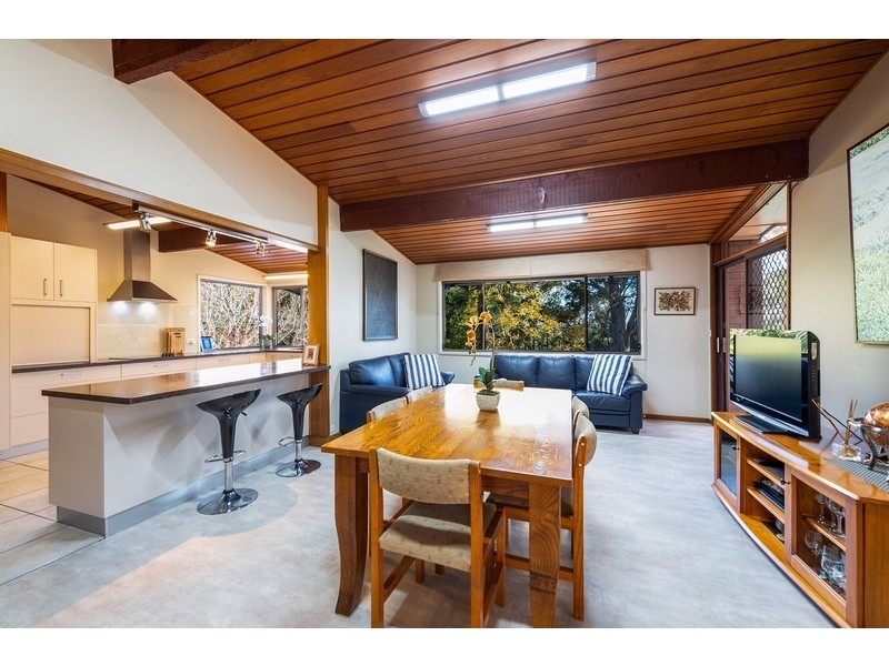 21 Barfield Rd, Cambewarra NSW 2540