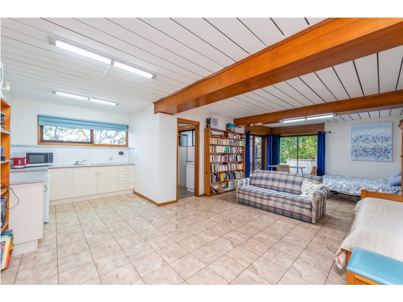 21 Barfield Rd, Cambewarra NSW 2540