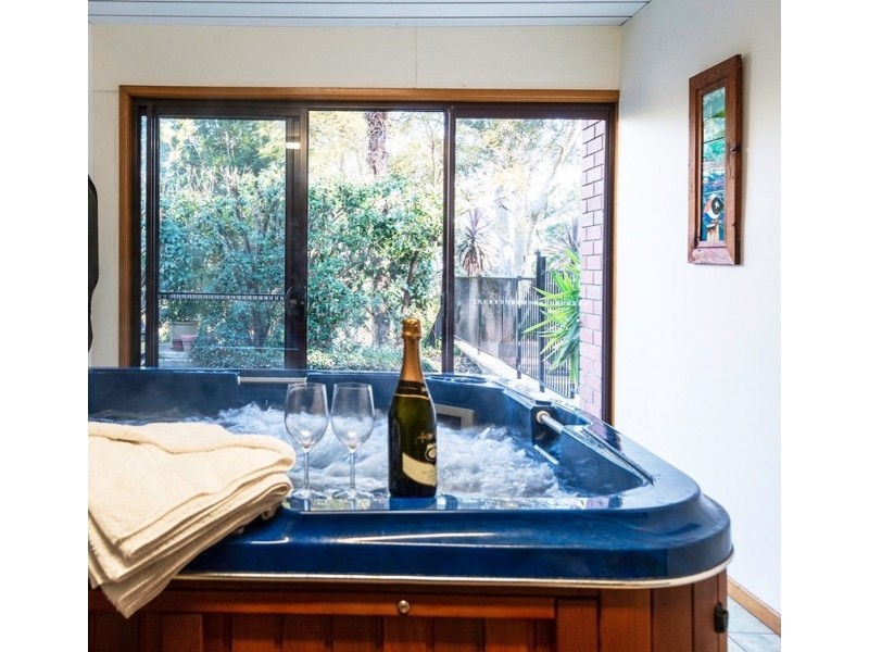 21 Barfield Rd, Cambewarra NSW 2540