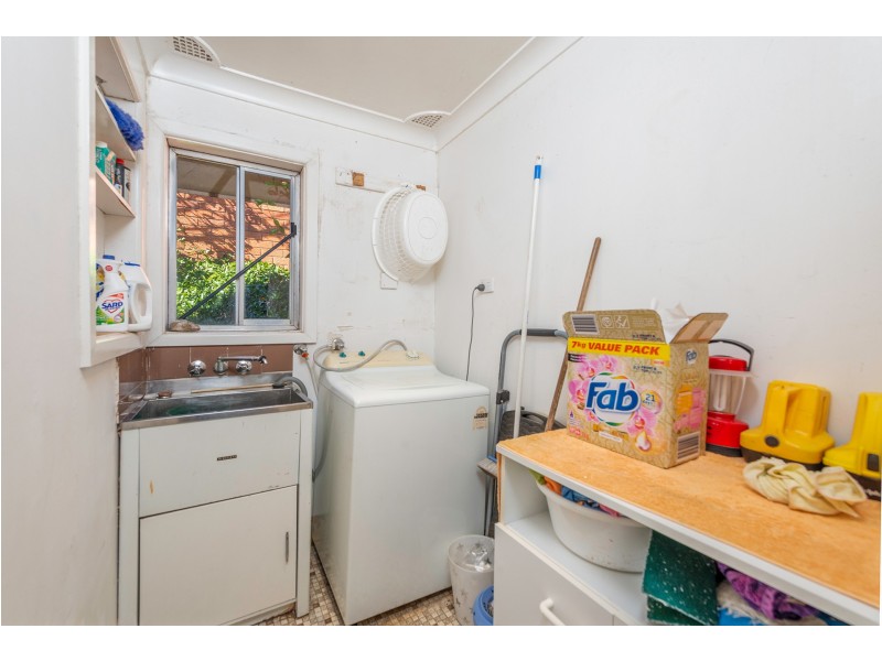 1 Pyala Place, Orange NSW 2800