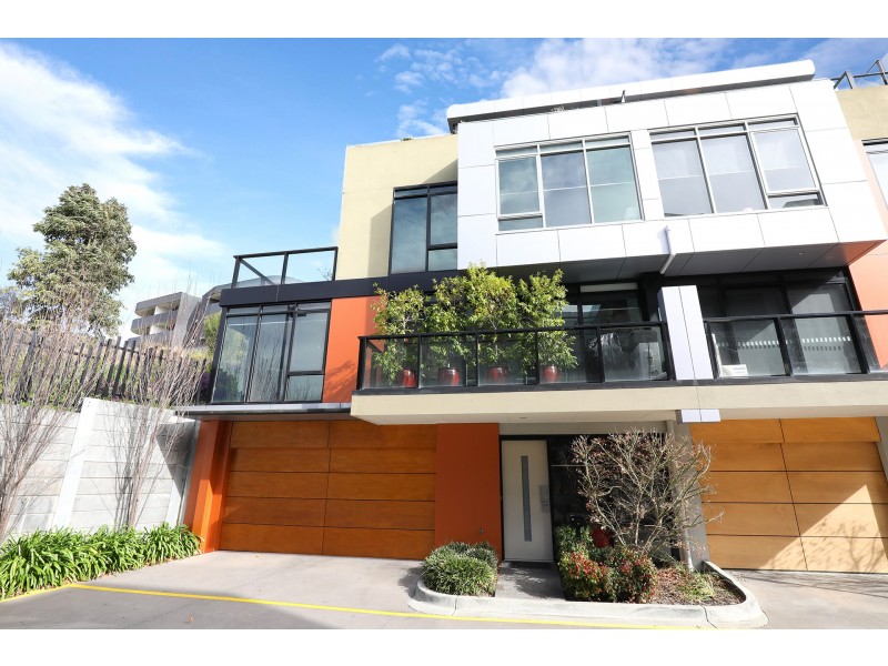 28 La Scala Avenue, Maribyrnong VIC 3032