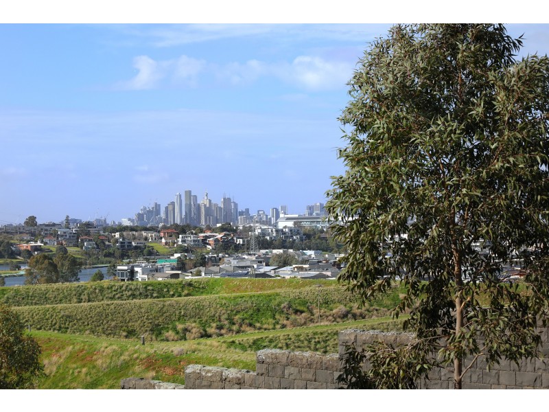 28 La Scala Avenue, Maribyrnong VIC 3032