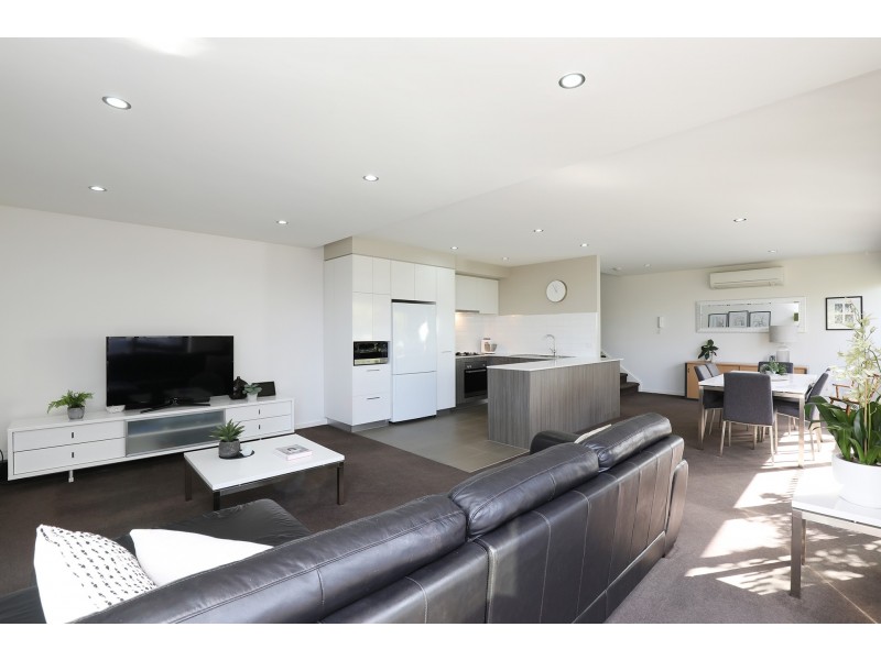 28 La Scala Avenue, Maribyrnong VIC 3032