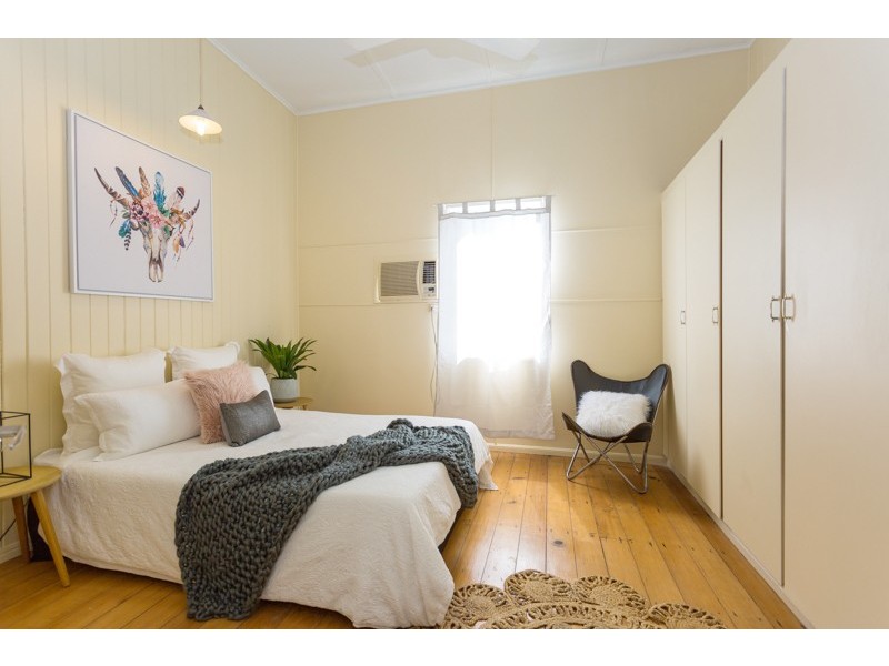 10 Meadow Street, North Mackay QLD 4740