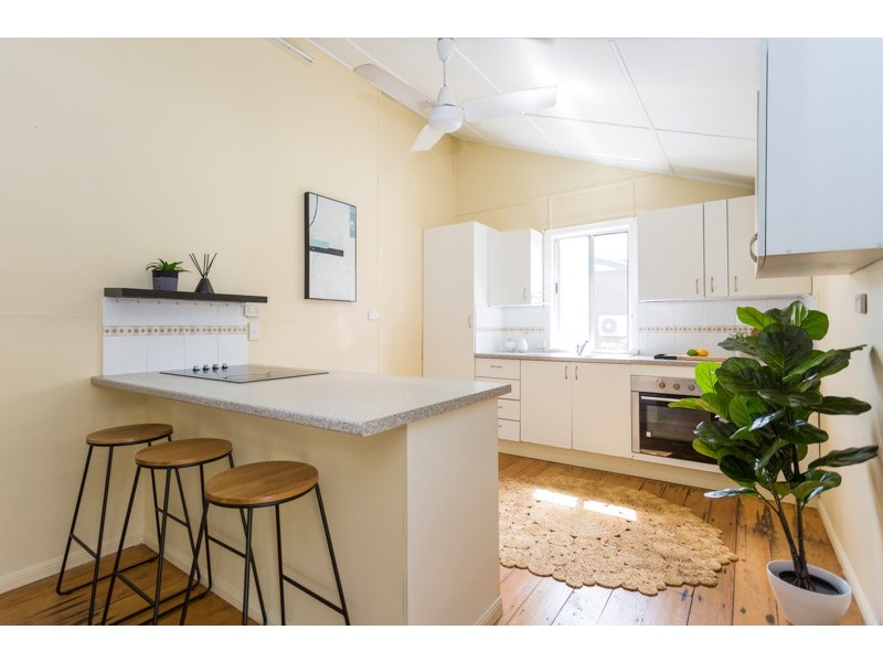 10 Meadow Street, North Mackay QLD 4740