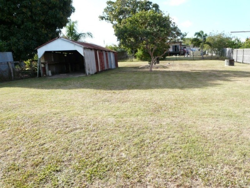 10 Meadow Street, North Mackay QLD 4740