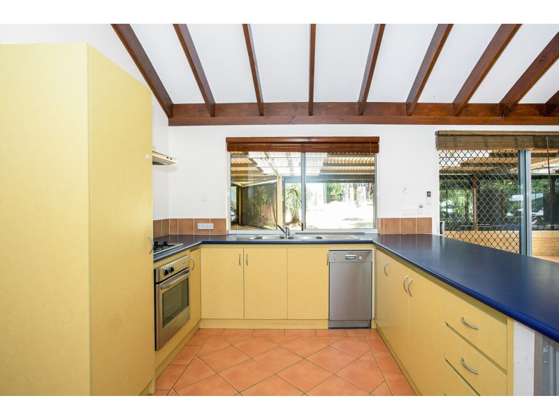 1 Begonia Court, Dwellingup WA 6213