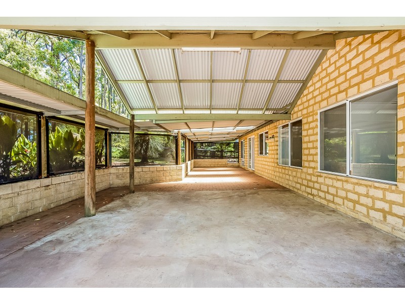 1 Begonia Court, Dwellingup WA 6213