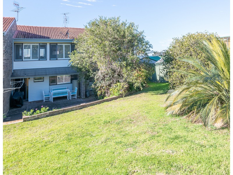 14/1 Calton Road, Batehaven NSW 2536