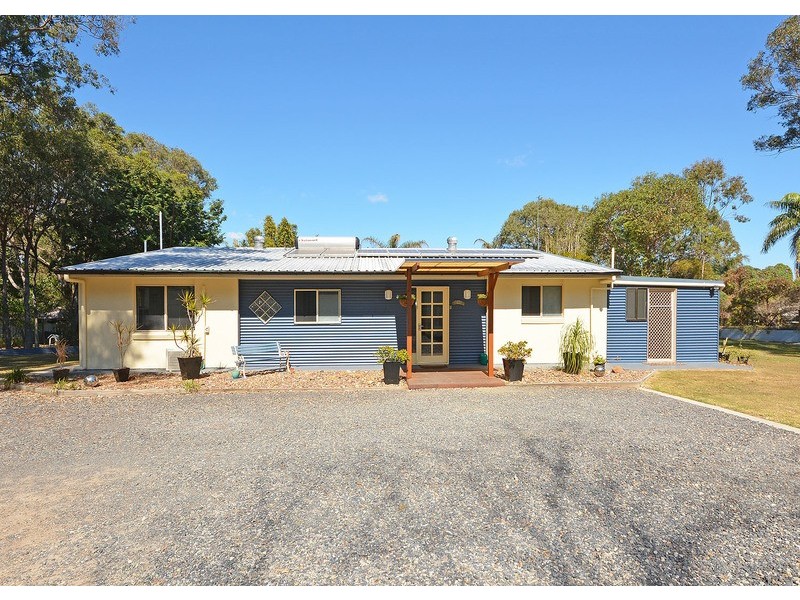 44 Senorita Parade, Urangan QLD 4655