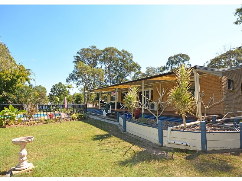 44 Senorita Parade, Urangan QLD 4655