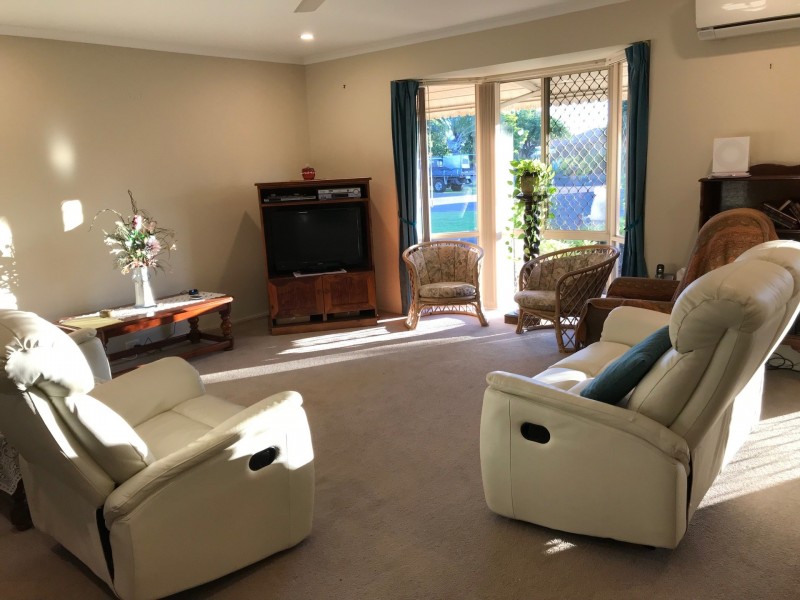 297/6 Melody Court, Warana QLD 4575