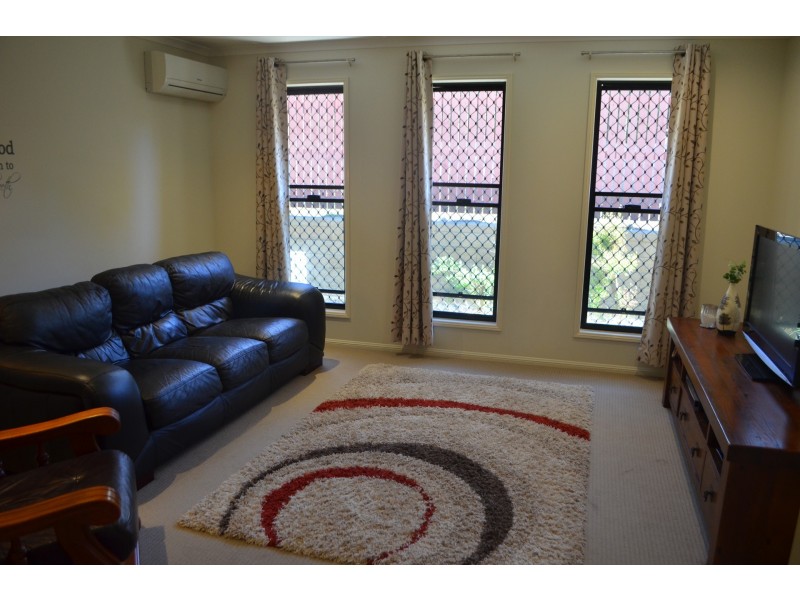 4 Ebony Close, Calliope QLD 4680