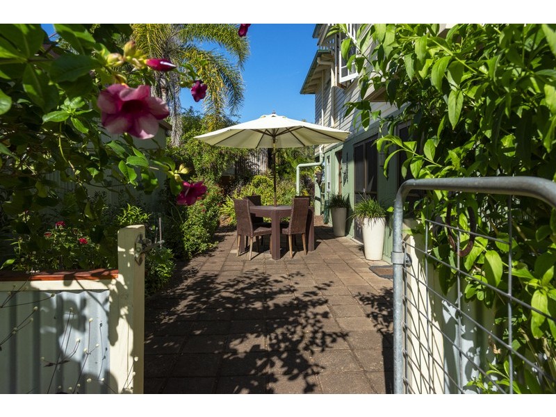40 Whitaker Street, Boonooroo QLD 4650