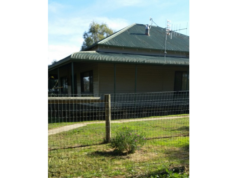 480 Punt Road, Murchison North VIC 3610