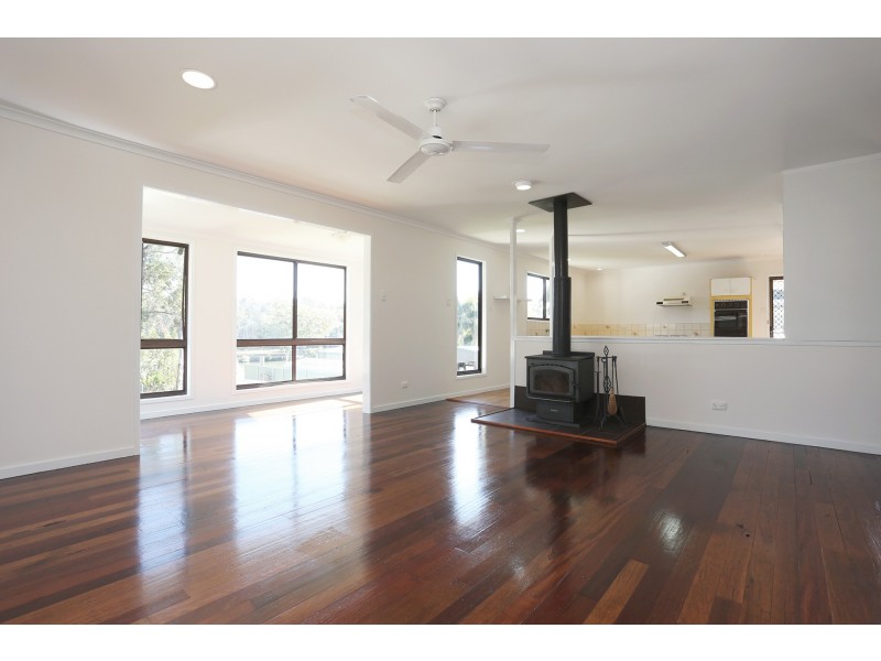 15 Riversleigh Road, Beachmere QLD 4510