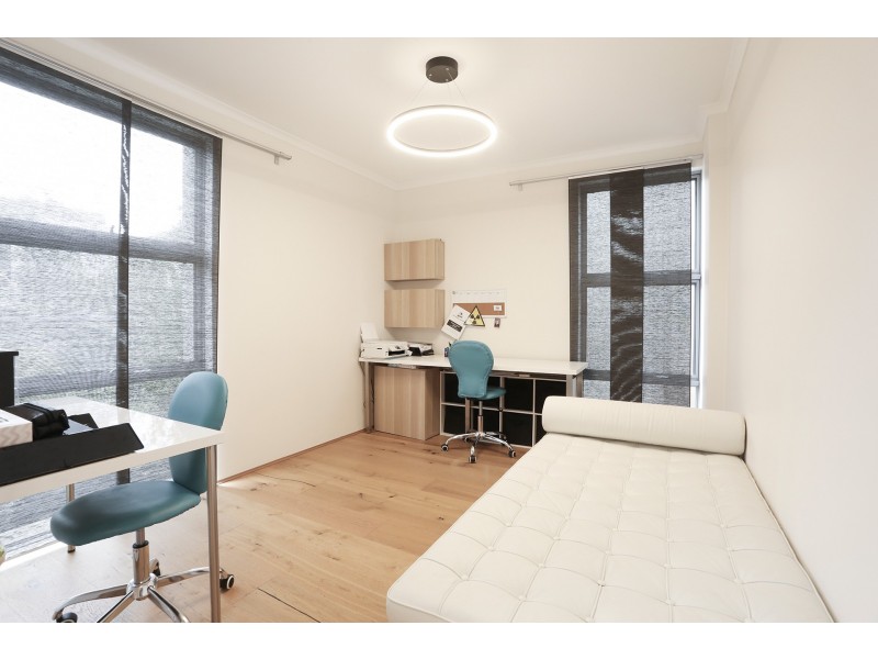 19 Birrigon Loop, Swanbourne WA 6010