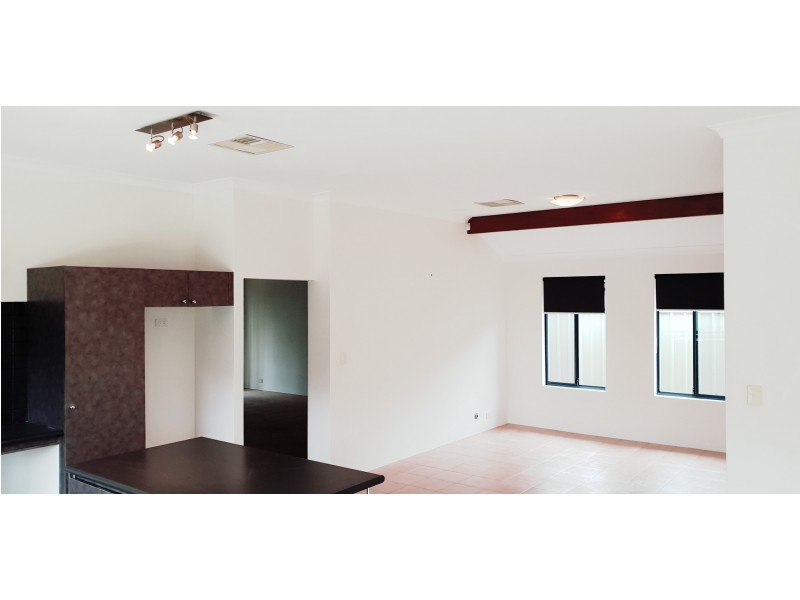 14 Pyrenees Lane, Merriwa WA 6030