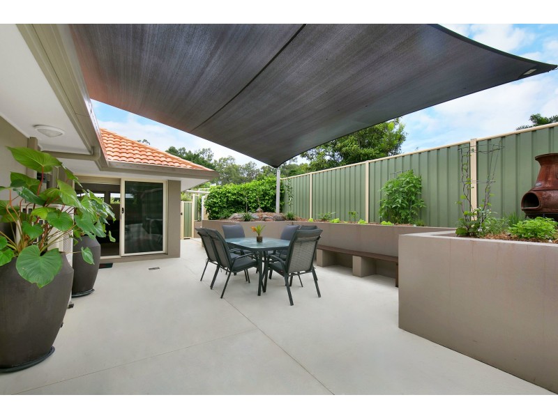 74 Dove Tree Crescent, Sinnamon Park QLD 4073