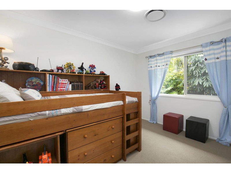 74 Dove Tree Crescent, Sinnamon Park QLD 4073