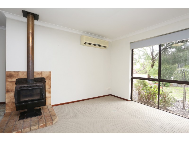 10 Bovell Avenue, Margaret River WA 6285