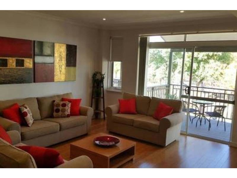 4/57 Ponte Vecchio Boulevard, Ellenbrook WA 6069