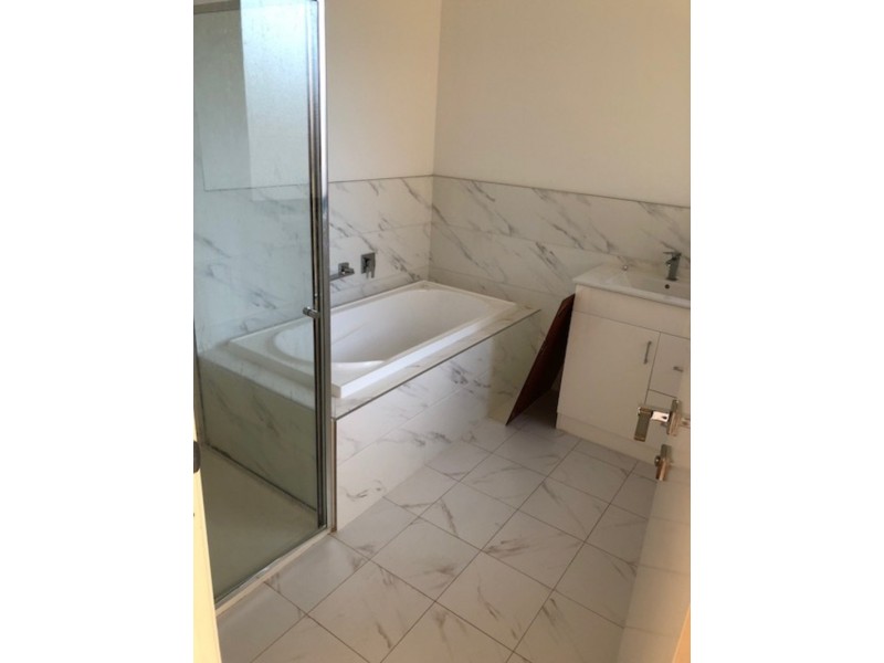 2/3 Macey, Cranbourne VIC 3977