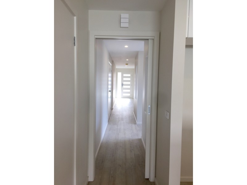 94 Cornwall Avenue, Hamilton Valley NSW 2641