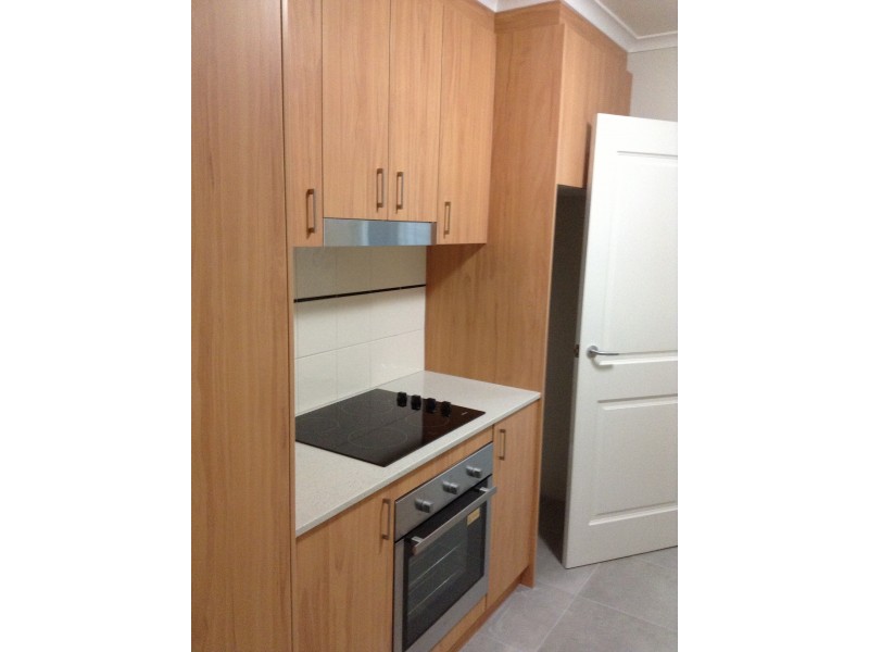 8/15 Charles Street, Queanbeyan NSW 2620