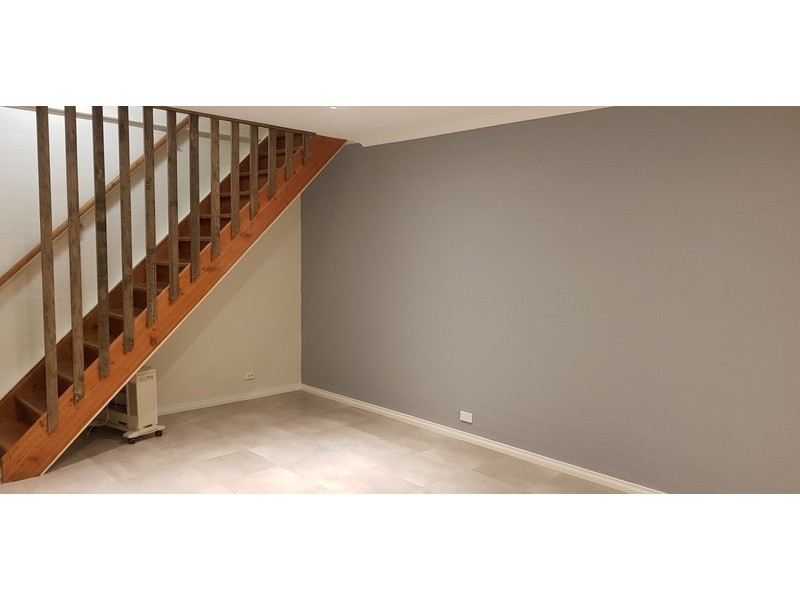 8/15 Charles Street, Queanbeyan NSW 2620