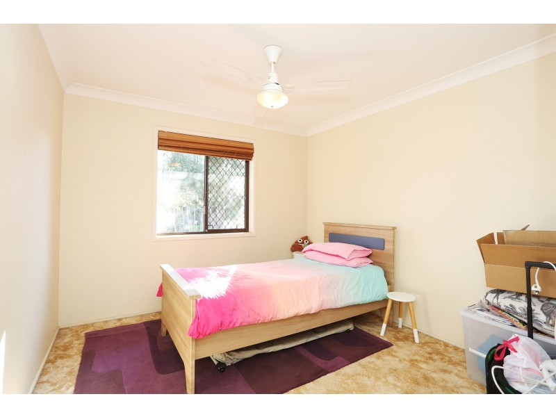 2 Teraglin Street, Manly West QLD 4179