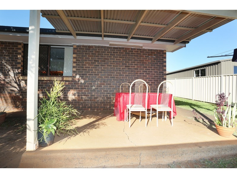 2 Teraglin Street, Manly West QLD 4179