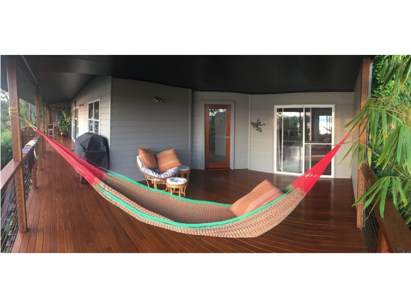 136 Broadwater Esplanade, Bilambil Heights NSW 2486